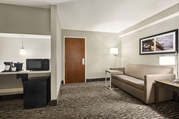 La Quinta Inn Ste Newark Elkton